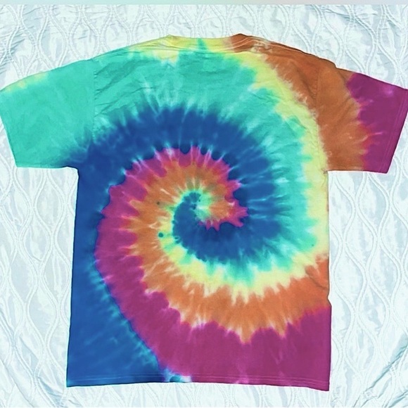 Walt Disney World Mickey Mouse tie-dye tee shirt size M - Picture 2 of 7